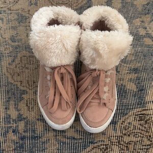 GBG Los Angeles Blush Ankle Boots with Cream Faux Fur